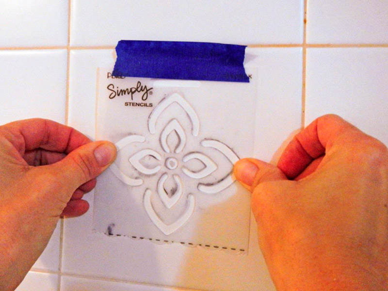 Создание орнамента на плитке на кухне